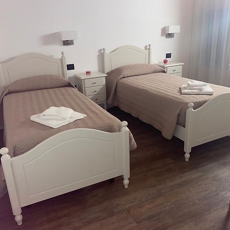 Hotel Petite Pomme Romano D'Ezzelino Esterno foto