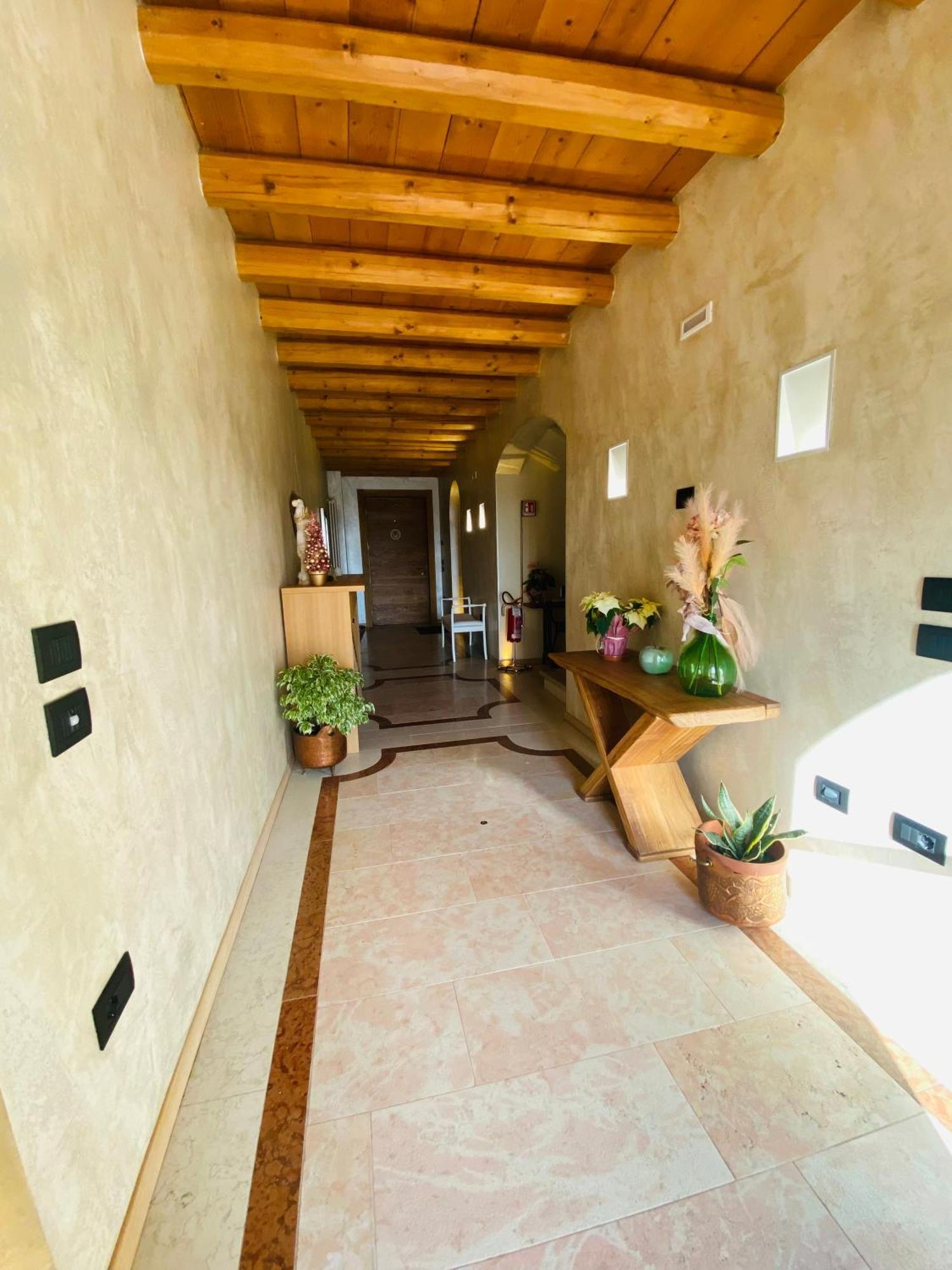 Hotel Petite Pomme Romano D'Ezzelino Esterno foto